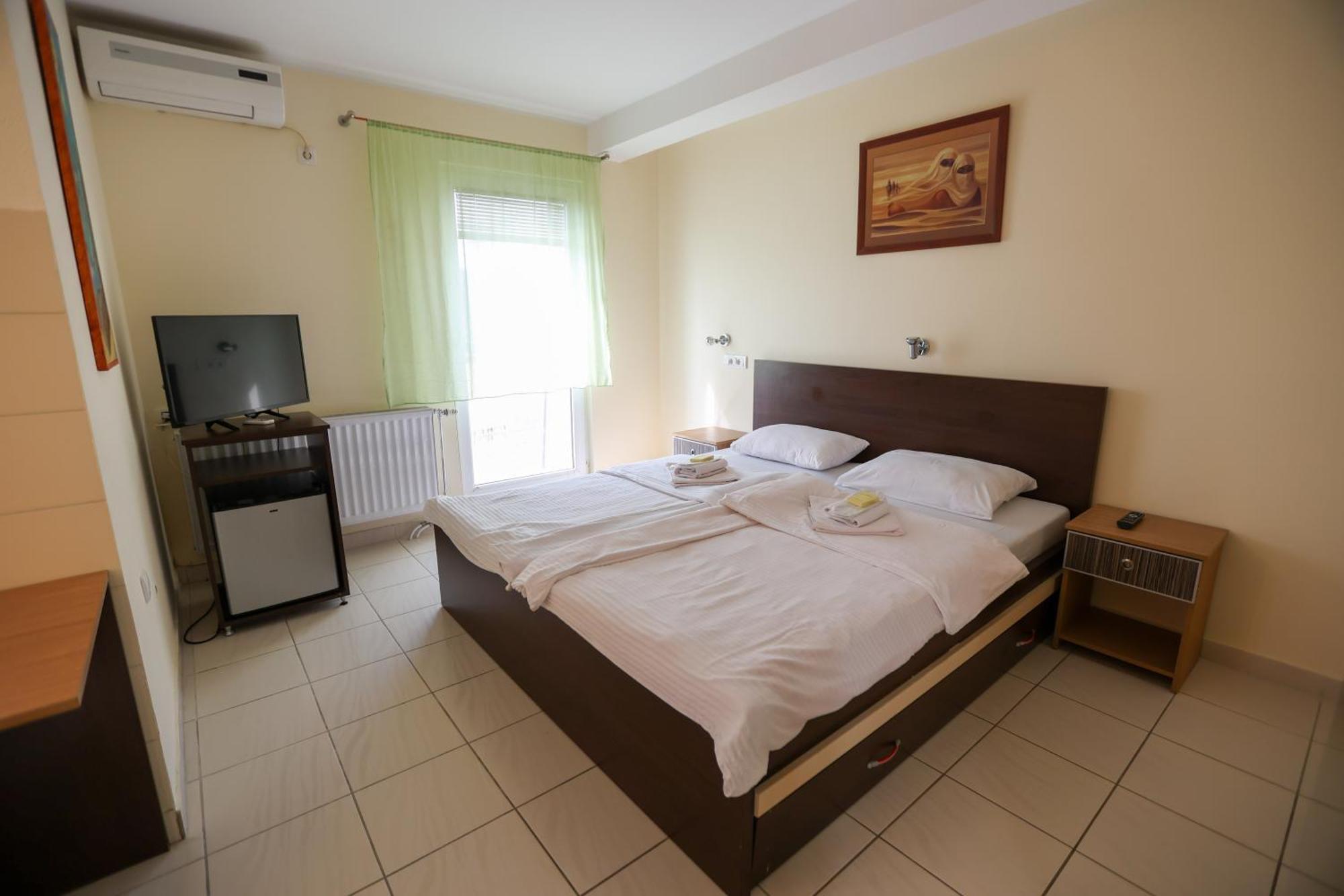Marex Centar Ξενοδοχείο Jabuka Εξωτερικό φωτογραφία