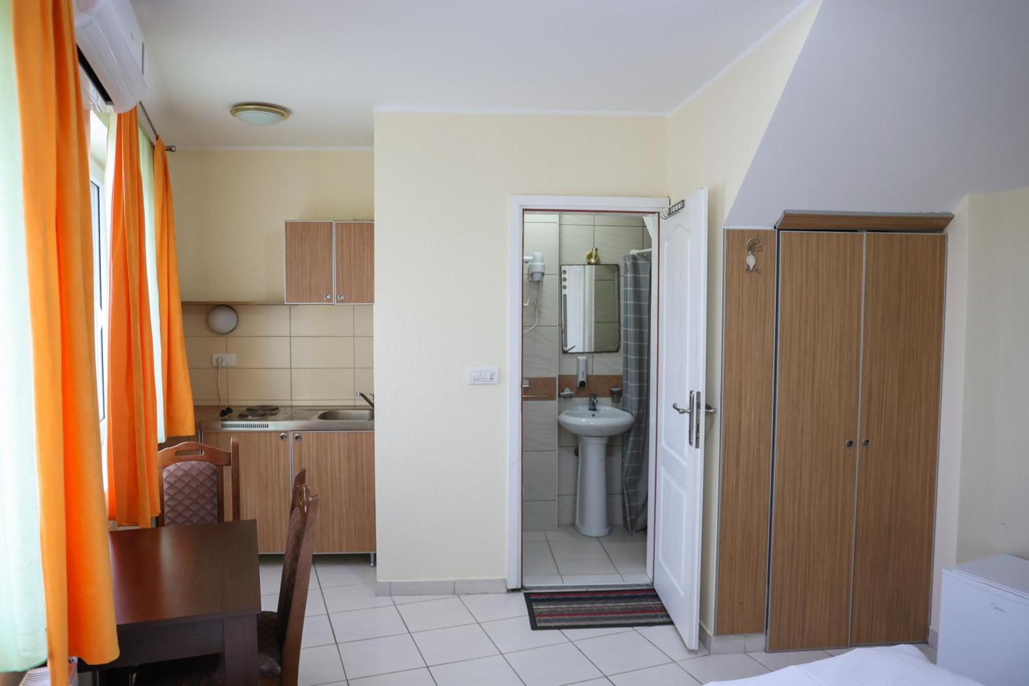 Marex Centar Ξενοδοχείο Jabuka Εξωτερικό φωτογραφία